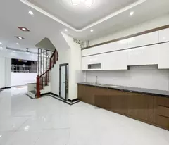 Bán nhà riêng 40m2 cạnh chợ Giang Xá, Trạm Trôi. Thiết kế 4 phòng ngủ. Ngõ thoáng tiện Ôtô