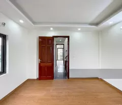 Bán nhà 40m2 cạnh chợ Giang Xá, Trạm Trôi. Thiết kế 4 phòng ngủ. Ngõ thoáng tiện Ôtô