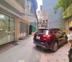 Bán nhà Dòng Tiền / 1 tỷ/ năm  tại Ngõ 76 Đường Nguyễn Chí Thanh, 28,3 tỷ, 105m2, 6 tầng