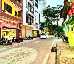KHÁCH SẠN MẶT PHỐ ĐÀO DUY TỪ, 80M x 8T THANG MÁY, SIÊU KINH DOANH, 119 TỶ