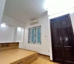 Bán Nhà Cù Chính Lan, 35m², Ngõ Thông, Ô Tô, Thoáng Sáng, Giá Chỉ 6.9 Tỷ