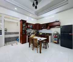 Nhà đẹp Huỳnh Tấn Phát, 5.5x15m, chỉ 5 tỷ, 3 phòng, nội thất mới