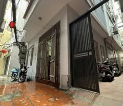 BÁN NHÀ LẠC LONG QUÂN - LÔ GÓC, DT46M2, 4 TẦNG, 4 PHÒNG NGỦ, GẦN HỒ TÂY (CHỈ 10.8 TỶ)