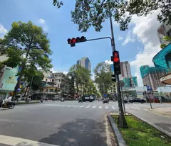 Siêu Hiếm Nhà Ngang 10m MT Trần Hưng Đạo Q1 ngay phố tây