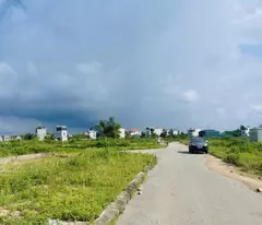 Bán lô đất TĐC Bình Yên lôgóc 2MT ôtô tránh vỉa hè rộng 80m nhỉnh 6tỷ