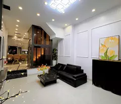 BÁN NHÀ PHỐ QUANG TRUNG, Ô TÔ NGỦ TRONG NHÀ, NỘI THẤT VIP, 46m, 10.3 tỷ