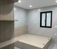 Bán nhà tập thể tầng 1 phố 8 táng 3 long lanh ở ngay kinh doanh hai bà trưng