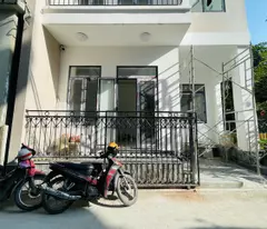 BÁN NHÀ 3 TẦNG TRUNG TÂM PHỐ TÂY - KIỆT Ô TÔ NGUYỄN CÔNG TRỨ