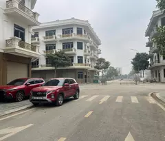 CẶP CĂN GÓC, NGÃ TƯ HÀ HUY TẬP, SANG TÊN SỔ NGAY. SINH LỜI NGAY. LH: 0966 343 969