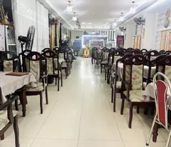 BÁN  GẤP TÒA CĂN HỘ KÈM NHÀ HÀNG LÔ GÓC 2 MẶT PHỐ GIÁ SỤP SÀN