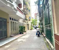 PHÂN LÔ Ô TÔ TRÁNH, 77M, MT 6M, TRẦN QUỐC HOÀN, CẦU GIẤY, CHO THUÊ TỐT, 24.5 TỶ