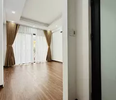 Bán nhà TT  Hoàng Mai, 43m2*5T  nhà dân xây mới full nội thất, nhỉnh 6 tỷ, Lh 0975666943