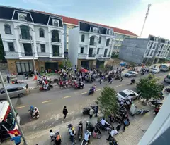 Bán đất  tại Phường Phú Chánh, Tân Uyên, Bình Dương, Lô góc 2 mặt tiền đường lớn, thoáng mát,