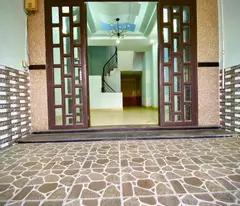 Bán nhà mặt phố Linh Xuân, Thủ Đức, 64m², 5.9 tỷ, 4PN, 5WC