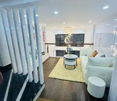 Trần Thái Tông,hiếm, 30mX5T,phân lô,oto tránh 30m, full nội thất 8tỷ25