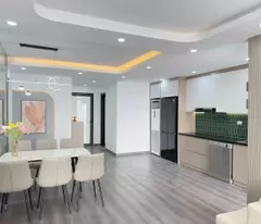 Chính chủ bán căn hộ góc 3 phòng ngủ view hồ siêu đẹp, full nội thất mới tại KĐT Thanh Hà Cienco 5!