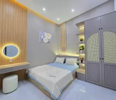 🔥CHỈ HƠN 4 T.ỷ,💥CÓ NGAY NHÀ 5 TẦNG,  HỘ KHẨU LONG BIÊN, HÀNG XÓM VINHOMES !
