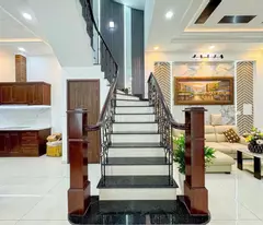 - Mặt tiền hẻm kinh doanh, Nhà 4 Tầng, Tặng nội thất, 5x12, Sân Thượng, 165 Nguyễn Thị Thập, Tân