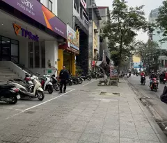 Bán nhà 3 tầng, 92m², ngõ Đội Cấn, Ba Đình, 44 tỷ, sổ đỏ