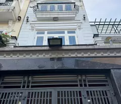 - Mặt Tiền hẻm kinh doanh, Ngay chợ Phước Long, thu nhập 144tr/Năm 3 tầng, Hẻm xe hơi, 3,6x14,