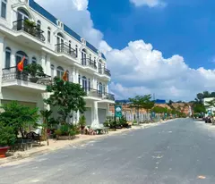 Trả trước 25% ( từ 925 - 1ty3) nhận ngay nhà phố 3 lầu