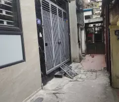 Bán gấp nhà giá mềm, DT: 47m2 – 2 tầng, MT5,2m, Ngõ 109, Quan Nhân, Thanh Xuân, chỉ 6.5  tỷ.