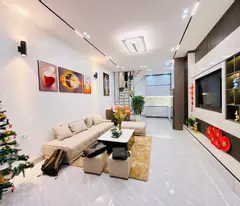 Bán nhà Phố Hào Nam, Gần Mặt Phố, Nhà Xây Mới, 35mx5T, Giá: 8,3 Tỷ, Lh: 0396935190.