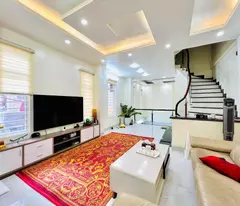 BÁN NHÀ RIÊNG CHÍNH CHỦ TẠI KHƯƠNG TRUNG-50M LÔ GÓC- PHÂN LÔ -Ô TÔ TRÁNH GIÁ RẺ NHẤT THỊ TRƯỜNG