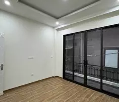 PHÂN LÔ Ô TÔ VÀO NHÀ PHỐ THÁI HÀ - ĐỐNG ĐA - 40M2 x 4T - MT 4M - 13.2 TỶ -NHÀ SÁT PHỐ