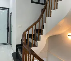 Cần bán nhà cạnh phố Nguyễn Huy Tự, 46m2, 6 tỷ