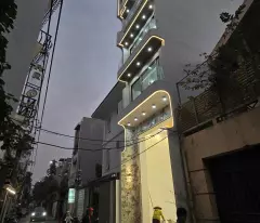 XUÂN DIỆU, TÂY HỒ. 100M2 3 TẦNG MT 8,6M GIÁ 22,5 TỶ- 10M RA MẶT NGÕ Ô TÔ TRÁNH - ĐI BỘ RA HỒ TÂY.