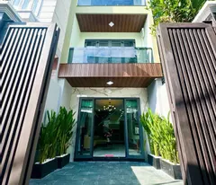 - NHÀ MỚI HOÀN THIỆN ĐẦY ĐỦ NỘI THẤT CAO CẤP, 83m2, 4x21, cách Mặt Tiền 50m, 836 Huỳnh Tấn Phát,