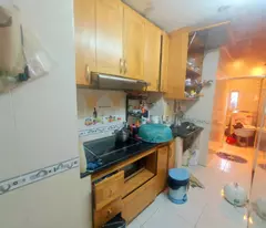 Bán căn hộ tập thể Thái Thịnh, 60m2, 2pn,  ô tô đỗ chân cầu thang. Nhỉnh 3 tỷ