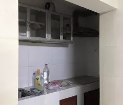 Bán nhà Hoàng Đạo Thành giá 4.5 tỷ, diện tích 65m2, tầng1, mặt tiền 7m