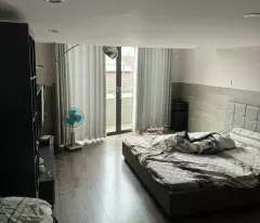 Cần bán nhà mặt tiền đường Phạm Bân, P.13, Q.5, (4x19m), giá 20 tỷ