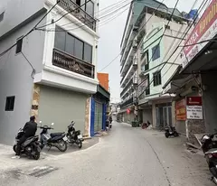 BÁN ĐẤT PHỐ LÊ TRỌNG TẤN, SỔ SIÊU ĐẸP, VUÔNG XINH, 60m, 7 tỷ hơn