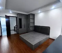 BÁN NHÀ GẤP TRƯỚC TẾT CHỈ 4.38 tỷ nhà 5 tầng mới xây, vị trí đẹp, ngõ nông, 3 bước ra  đường 72,