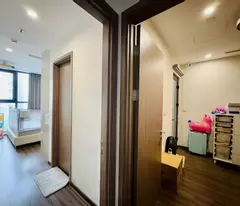 Bán gấp căn hộ 2PN, tòa S6, diện tích 66m2 giá: 5.5 tỷ ở Vinhomes Symphony.