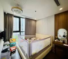 Bán gấp căn hộ 2PN, tòa S6, diện tích 66m2 giá: 5.5 tỷ ở Vinhomes Symphony.