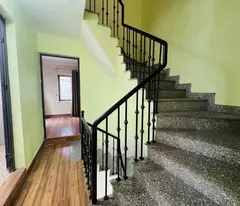 Bán nhà đường hoàng mai 4 tầng long lanh lô góc ô tô kinh doanh