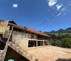 Bán Đất 9000m² Có 400m² Thổ Cư Tại Mộc Châu – View Cánh Đồng, Sẵn Nhà Sàn & Vườn Cây Trái