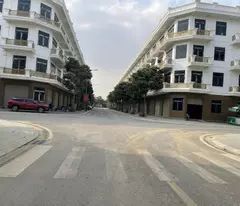 NGOẠI GIAO * DUY NHẤT CẶP GÓC NGÃ TƯ HÀ HUY TẬP. SẴN SỔ SANG TÊN NGAY. LH: 0966 343 969