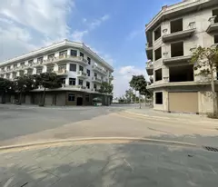 NGOẠI GIAO * DUY NHẤT CẶP GÓC NGÃ TƯ HÀ HUY TẬP. SẴN SỔ SANG TÊN NGAY. LH: 0966 343 969