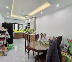 BÁN NHÀ ĐỘI CẤN BA ĐÌNH 10.3 TỶ 35m 7 TẦNG MẶT TIỀN 3.5m THANG MÁY - GẦN ÔTÔ - Ở NGAY