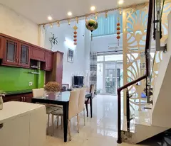 Nhà 3 tầng, Nguyễn Duy Trinh, 60m2, ngang 4.5m, ở ngay, nhỉnh 4 tỷ