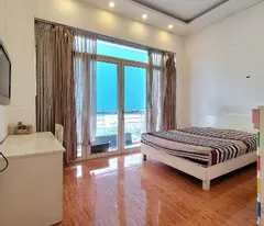 Nhà 3 tầng, Nguyễn Duy Trinh, 60m2, ngang 4.5m, ở ngay, nhỉnh 4 tỷ