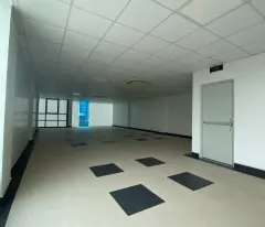 Thuê ngay mặt bằng kinh doanh 220m2 tại Nguyễn Văn Cừ Long Biên - Vị trí tuyệt vời! 0902318197