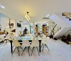 Bán nhà Biệt thự Nguyễn Thị Thập - Nguyễn Văn Linh, 8x17.5m, 3T - 5PN, 4WC, 16.5 tỷ.