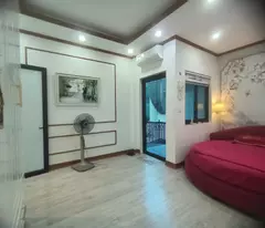 Bán Nhà Hoàng Văn Thái, 35m², Ngõ Thông, Ô Tô, Thoáng Sáng, Giá Chỉ 6.45 Tỷ