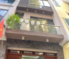 Bán nhà Nhuệ Giang, ngõ rộng ô tô Vios ngủ trong nhà, 45m2, 11.6 tỷ